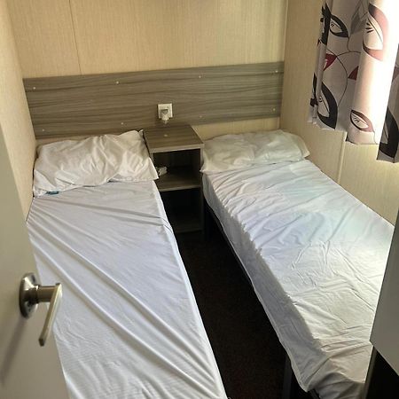 Lido Beach Caravan Престатин Экстерьер фото